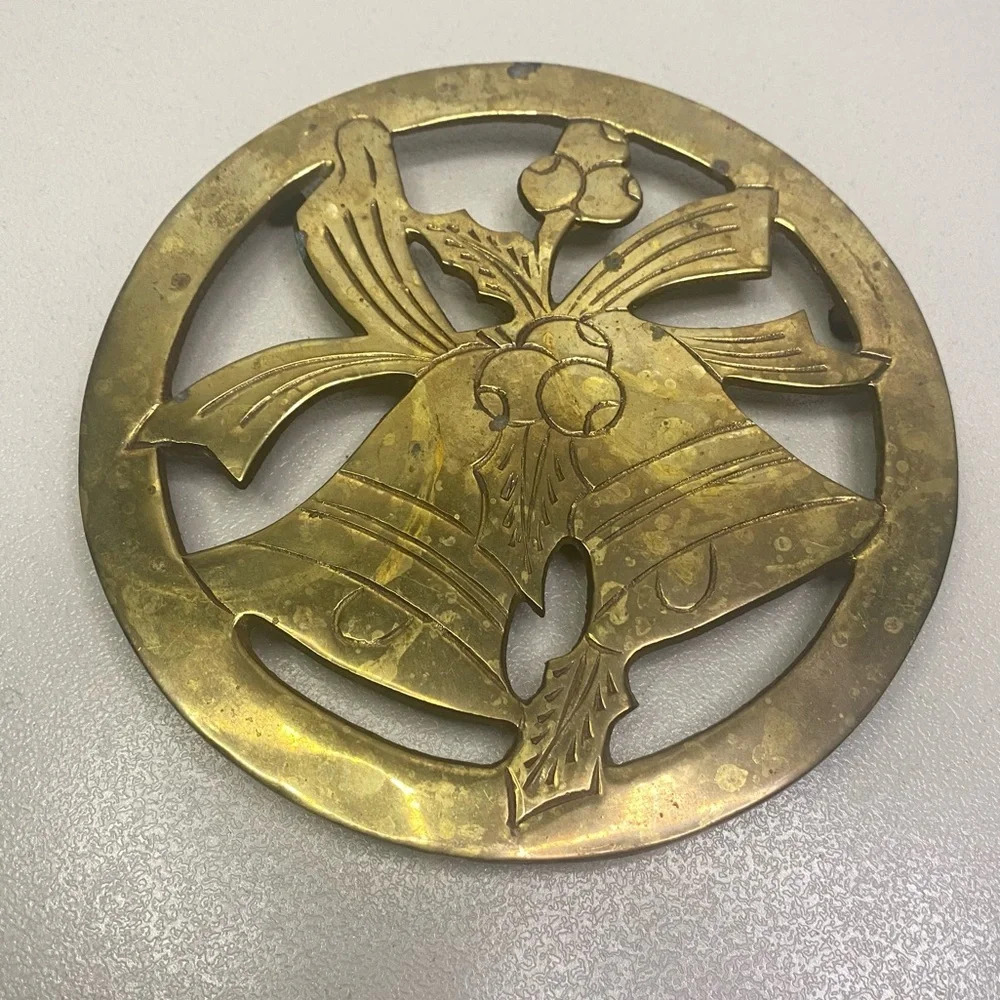Brass Christmas trivet vintage pot table holder counter decoration‎